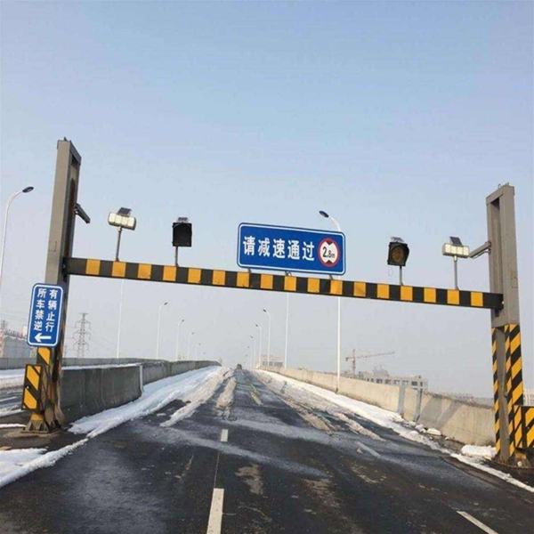 图木舒克交通限高杆-LB-05